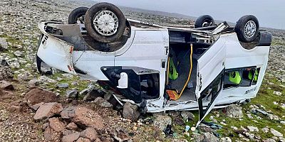 -KAHRAMANMARAŞ’TA ÖĞRENCİ SERVİSİ TAKLA ATTI: 14 YARALI