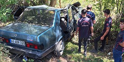 KAHRAMANMARAŞ’TA OTOMOBİL AĞACA ÇARPTI: 3 YARALI