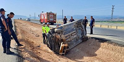 KAHRAMANMARAŞ’TA OTOMOBİL TAKLA ATTI: 1 YARALI