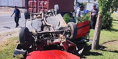KAHRAMANMARAŞ’TA OTOMOBİL TAKLA ATTI: 2 YARALI