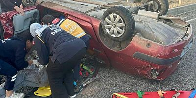 KAHRAMANMARAŞ’TA OTOMOBİL TAKLA ATTI SÜRÜCÜ YARALANDI