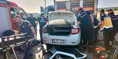 KAHRAMANMARAŞ 'TA  OTOMOBİL  TIRA ARKADAN  ÇARPTI 