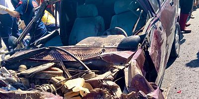 KAHRAMANMARAŞ’TA  OTOMOBİL VE BİÇERDÖVER ÇARPIŞTI: 2 YARALI