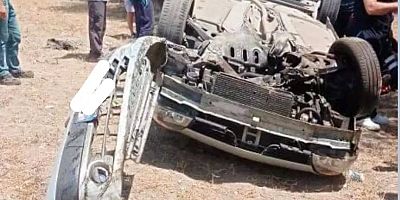 KAHRAMANMARAŞ’TA OTOMOBİL YOLDAN ÇIKARAK TAKLA ATTI: 4 YARALI