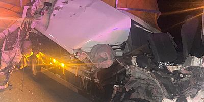 KAHRAMANMARAŞ'TA TIR İLE KAMYON ÇARPIŞTI: 1 ÖLÜ 1 YARALI 
