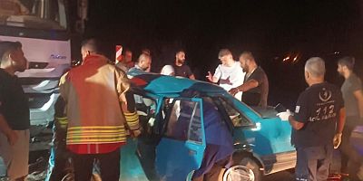 KAHRAMANMARAŞ'TA TIR İLE OTOMOBİL ÇARPIŞTI 