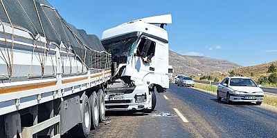 KAHRAMANMARAŞ'TA TIR KAZASI 
