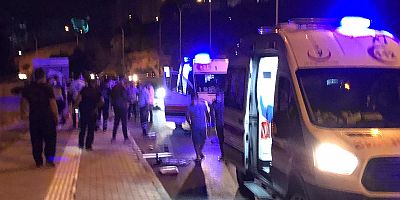 KAHRAMANMARAŞ TA  TRAFİK KAZASI: 2 YARALI