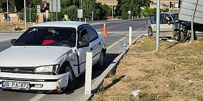 KAHRAMANMARAŞ’TA TRAFİK KAZASI: 2 YARALI