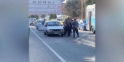 KAHRAMANMARAŞ’TA TRAFİKTE GERGİNLİK BOKS RİNGİNE DÖNDÜ 