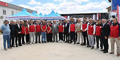 KAHRAMANMARAŞ’TA ÜRETİCİYE CAN SUYU 47 TON SOYA TOHUMU DAĞITILDI