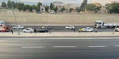 KAHRAMANMARAŞ’TA ZİNCİRLEME KAZA