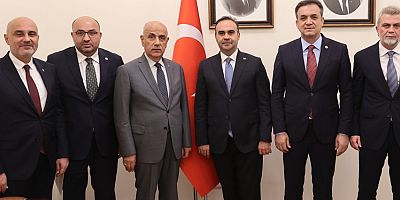 KAHRAMANMARAŞ'TAN ANKARA’YA SANAYİ ÇIKARMASI: AK PARTİ HEYETİ BAKAN KACIR’LA BULUŞTU