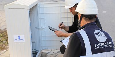 KAHRAMANMARAŞ  VE ADIYAMAN KAVRULUYOR: ELEKTRİK TÜKETİMİ REKOR DÜZEYE ULAŞTI 