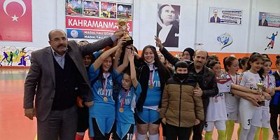 KAHRAMANMARAŞ YILDIZ KIZLAR FUTSAL İL ŞAMPİYONU: Ö.FARUK ARIKAN