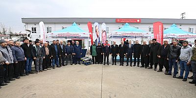 KAHRAMANMARAŞLI ÇİFTÇİLERE İŞ MAKİNESİ DESTEĞİ