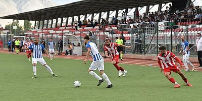 KAHRAMANMARAŞSPOR 14 FUTBOLCUYLA ANLAŞTI