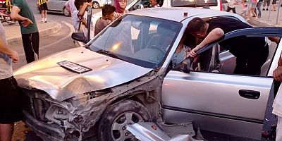 KAHRAMANMARAŞTA TRAFİK KAZASI 1 YARALI