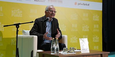 KİTAP FUARI’NDA İSMAİL KARA’DAN DÜŞÜNCE DÜNYASINA YOLCULUK