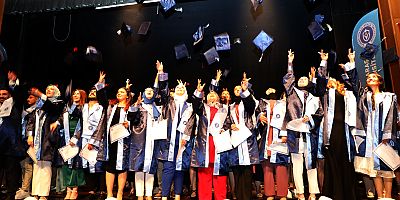 KİÜ, 3 MESLEK YÜKSEKOKULU’NDA 275 MEZUN VERDİ