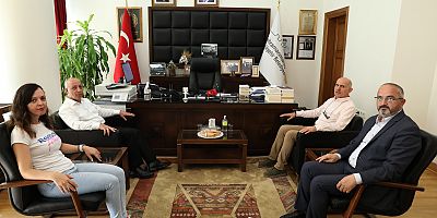 Kahramanmaraş İstiklal Üniversitesi ve Kahramanmaraş Büyükşehir Belediyesi arasında işbirliği protokolü imzalandı.