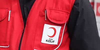 KIZILAY’DAN YETİM ÇOCUKLARA DESTEK