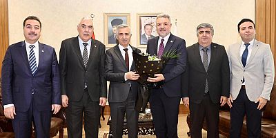 KMSMMO BAŞKANI ABDULLAH KALIN’DAN VALİ MÜKERREM ÜNLÜER’E MUHASEBE HAFTASI ZİYARETİ