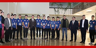 KMTSO BAŞKANI MUSTAFA BULUNTU ÖĞRENCİLERLE BİR ARAYA GELDİ