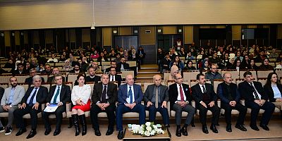 KSÜ’DE ÇANAKKALE ZAFERİ’NİN 109. YILI KUTLANDI