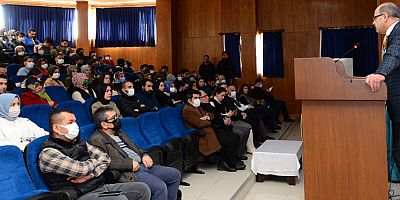 KSÜ’DE, ‘MİLLİ MÜCADELEDE MEHMET AKİF VE İSTİKLAL MARŞI’ KONFERANSI