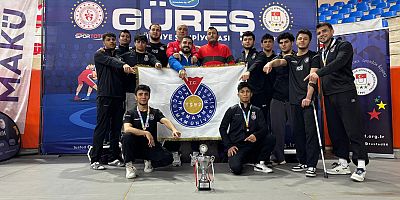 KSÜ’LÜ GÜREŞÇİLERDEN ÜNİLİG TÜRKİYE ŞAMPİYONASI’NDA BÜYÜK BAŞARI