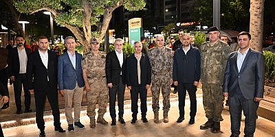 KSÜ REKTÖRÜ OKUMUŞ, 19 MAYIS KORTEJ YÜRÜYÜŞÜNE KATILDI