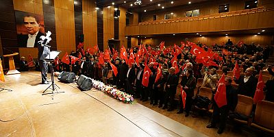 KURTULUŞ KONSERİ KIRMIZI BEYAZA BÜRÜNDÜ