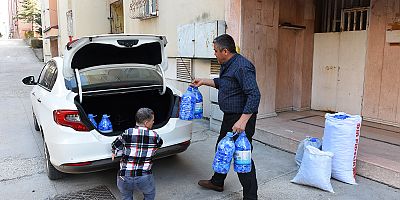 MAVİ KAPAKLAR İÇİN ENGELLİLERİ AŞIYOR