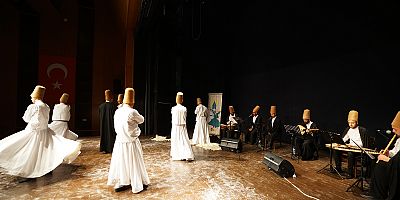 Kahramanmaraş Büyükşehir Belediyesi ve Konya Büyükşehir Belediyesi iş birliğiyle NFK Kültür Merkezi’nde düzenlenen Türk Tasavvuf Musikisi ve Mevlevi Sema gösterisi katılımcıların beğenisini kazandı.