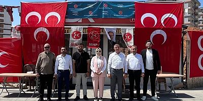MHP ONİKİŞUBAT’TA ÜYE KAYIT OFİSİ AÇILDI: BAŞKAN KORKMAZ: “ÇAYIMIZ HAZIR, KAPIMIZ AÇIK”