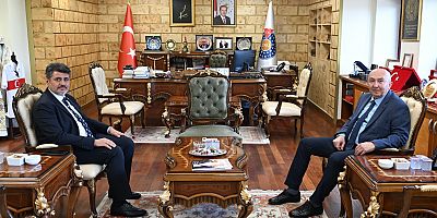 MİLLETVEKİLİ DEBGİCİ’DEN KSÜ REKTÖRÜ YASIM’A ZİYARET: AKADEMİK BAŞARILAR MASAYA YATIRILDI