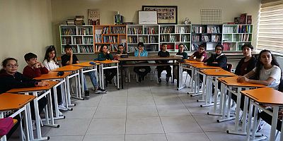 MİNİK FİLOZOFLAR FELSEFE ATÖLYESİNİ ÇOK SEVDİ