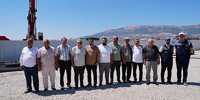 MUHTARLAR KILAVUZLU PROJESİNİ İNCELEDİ, BELİRTİLEN SÜREDE BİTECEĞİNE GÜVEN TAM