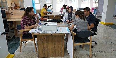 ÖĞRENCİLER KAHRAMANMARAŞ BÜYÜKŞEHİR'İN DANIŞMANLIK HİZMETİNDEN MEMNUN