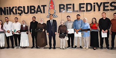 ONİKİŞUBAT BELEDİYESİ EVLİLİK AKADEMİSİNİ BİTİREN 50 ÇİFT SERTİFİKALARINI ALDI