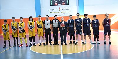 ONİKİŞUBAT BELEDİYESİ KURTULUŞ KUPASI BASKETBOL TURNUVASI BAŞLADI