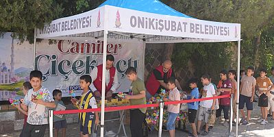 ONİKİŞUBAT BELEDİYESİ’NDEN YAZ KUR’AN KURSLARINA ‘CAMİLER ÇİÇEK AÇTI’ İLE ANLAMLI DESTEK