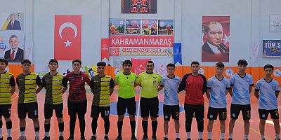 ONİKİŞUBAT BELEDİYESİ’NİN CUMHURİYET SPOR ŞÖLENİ’NDE FUTSAL HEYECANI BAŞLADI 