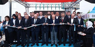 ONİKİŞUBAT BELEDİYESİ’NİN KALE GENÇLİK MERKEZİ YOĞUN KATILIMLA HİZMETE AÇILDI