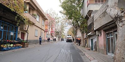 ONİKİŞUBAT BELEDİYESİ’NİN TEMİZLİK HAMLESİ VATANDAŞLARDAN TAKDİR GÖRÜYOR