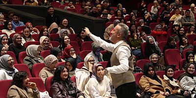 ONİKİŞUBAT BELEDİYESİ’NİN YKS VE KPSS KAZANDIRAN TAKTİKLER KAMPI YOĞUN İLGİ GÖRDÜ