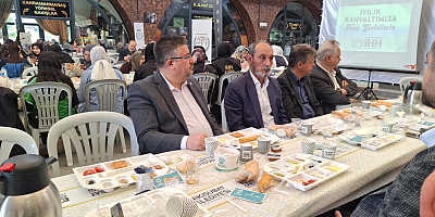 ONİKİŞUBAT BELEDİYESİ VE İHH, BAYRAMDA 250 YETİM ÇOCUĞUN YÜZÜNÜ GÜLDÜRECEK