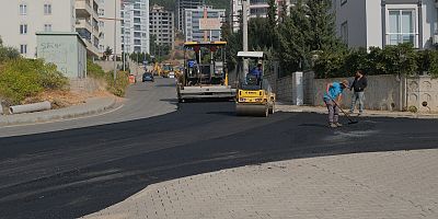 ONİKİŞUBAT BELEDİYESİ, YATIRIMLARIYLA ULAŞIMI İYİLEŞTİRMEYE DEVAM EDİYOR