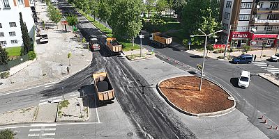 ONİKİŞUBAT’TA BAŞKONUŞ CADDESİ VE BAĞLANTI YOLUNUN ULAŞIM STANDARDI ARTIRILIYOR